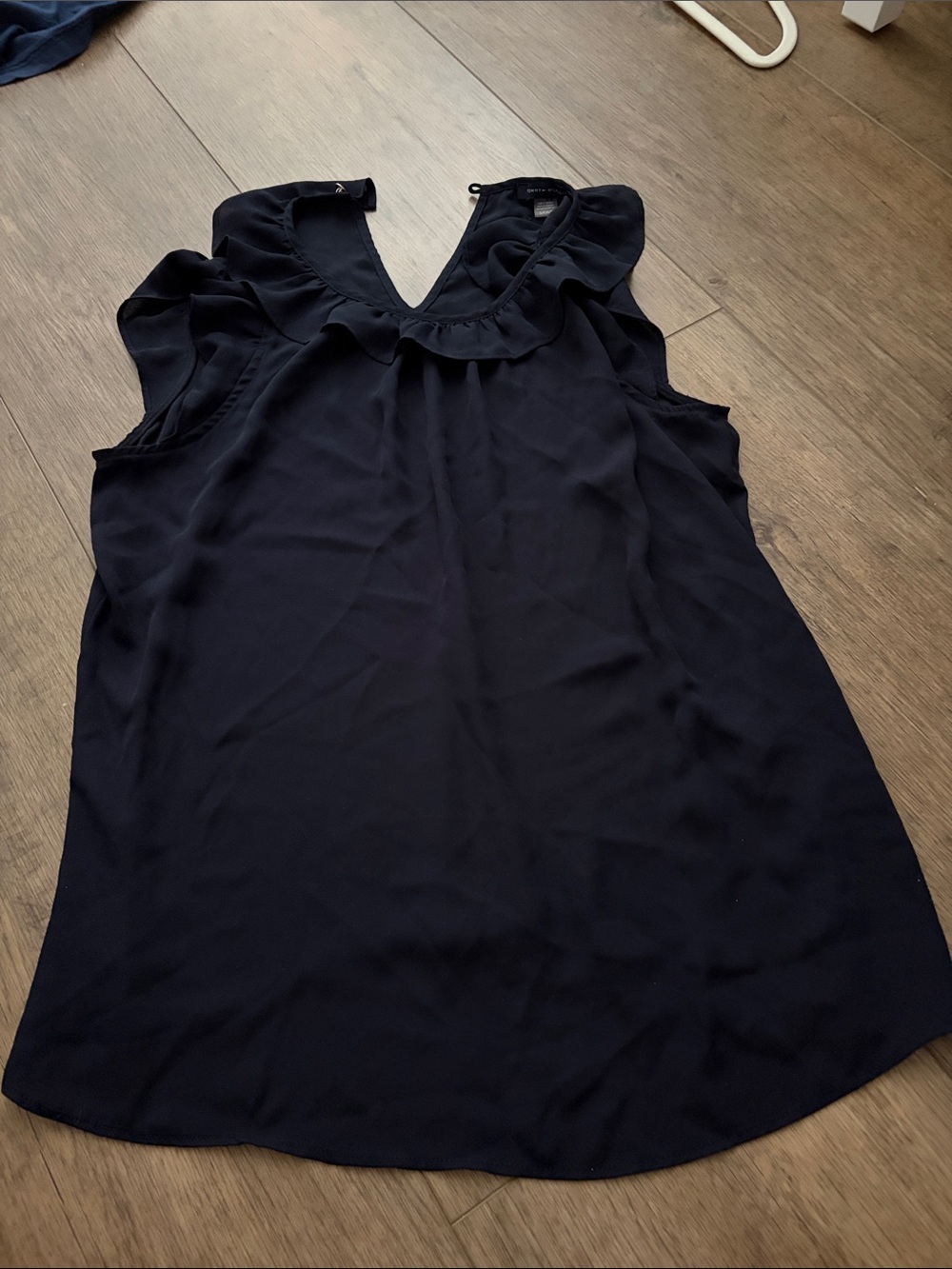 Women’s Navy Ruffle V-Neck Sleeveless Top